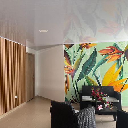 Leonor'S Guest House South West Bay المظهر الخارجي الصورة
